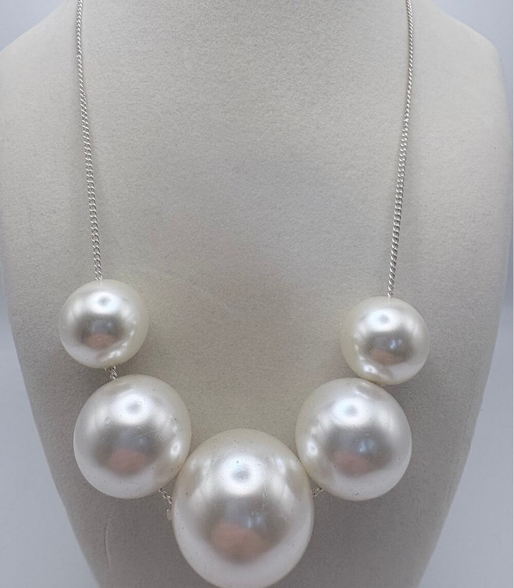 Faux Pearl Statement Necklace Large Graduated White Bubble Beads Silver Tone